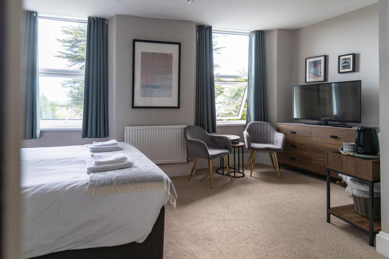 Sleepy Puffin Guest House Tenby Extérieur photo